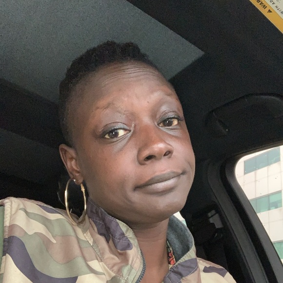 Meet your Posher, Krystal - Picture 4 of 4